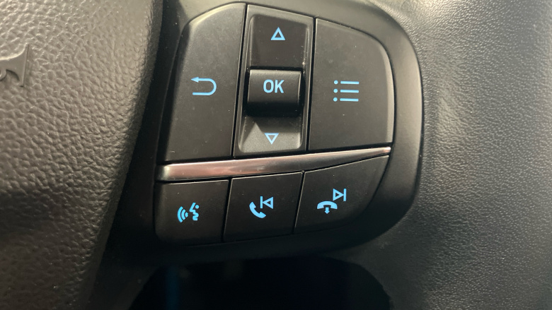 Ford Focus 1.0 EcoBoost Hybrid mHEV 125 Titanium Edition 5dr Petrol Hatchback